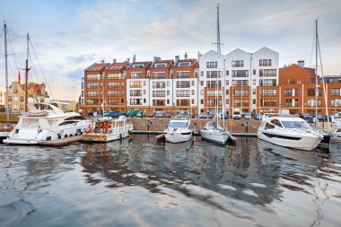 Lüks yat limanında Gdansk, Polonya