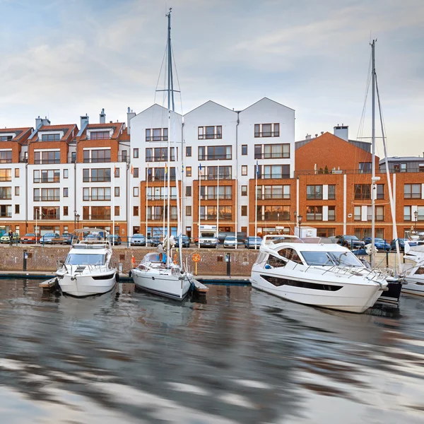 Lüks yat limanında Gdansk, Polonya