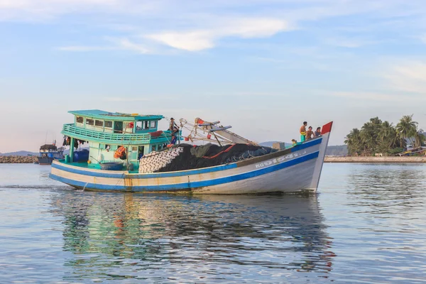 Traditionelle asiatische Fischerei — Stockfoto