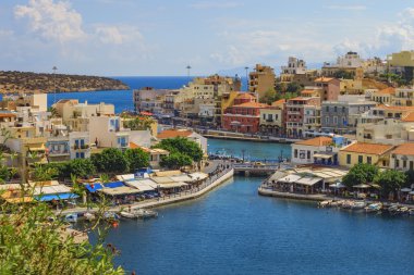Agios Nikolaos harbour, Crete üzerinde göster
