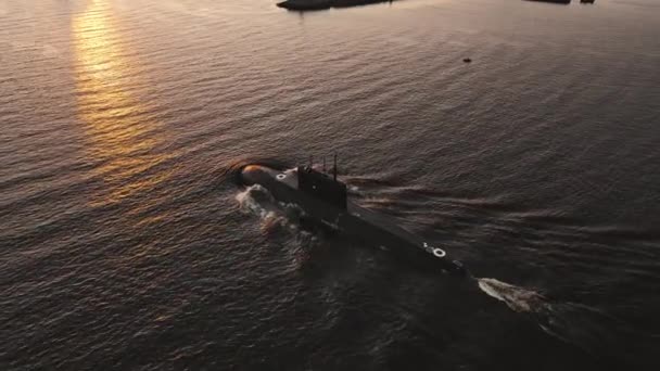 Close Submarino Navegando Superfície Alto Mar Marinha Organizou Desfile Naval — Vídeo de Stock