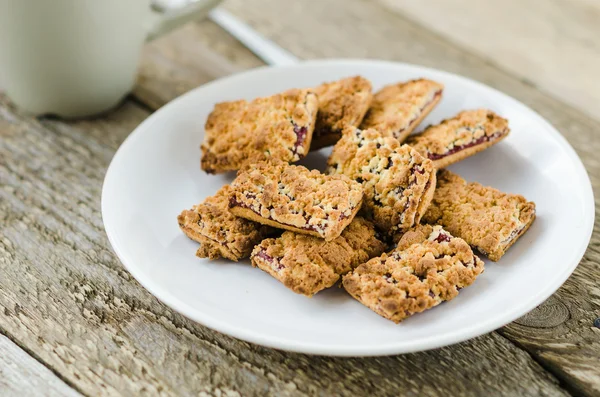 Galleta en el plato — Foto de Stock