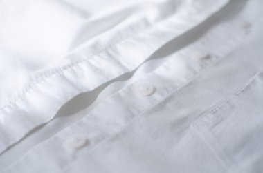 gömlek erkek beyaz düğmeleri