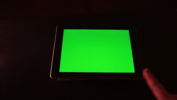 Tablet With Green Screen — Stock Video