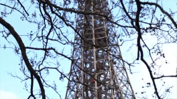 Eiffeltoren in Parijs Frankrijk — Stockvideo