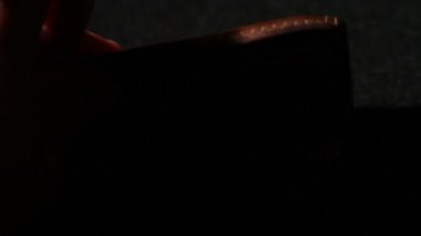 Hiç para ile deri cüzdan