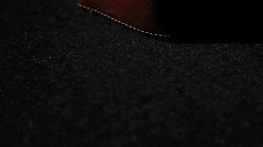 Hiç para ile deri cüzdan