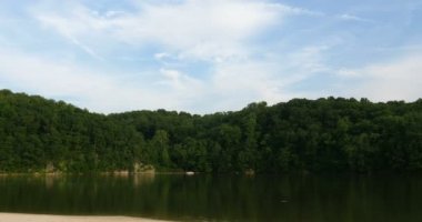 Görünüm Gölü Beach