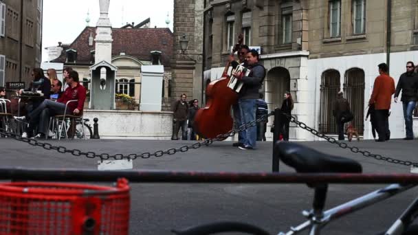 Band Playing  on Street in Geneva — Stock Video