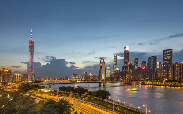 Guangzhou Zhujiang Yeni Şehir Finans Bölgesi, Guangdong, Çin.