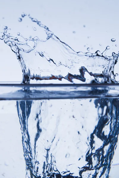 Sprays, Tropfen und Wasserspritzer — Stockfoto