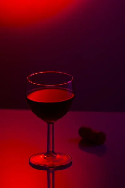 工作室静物与一杯红酒 — 图库照片