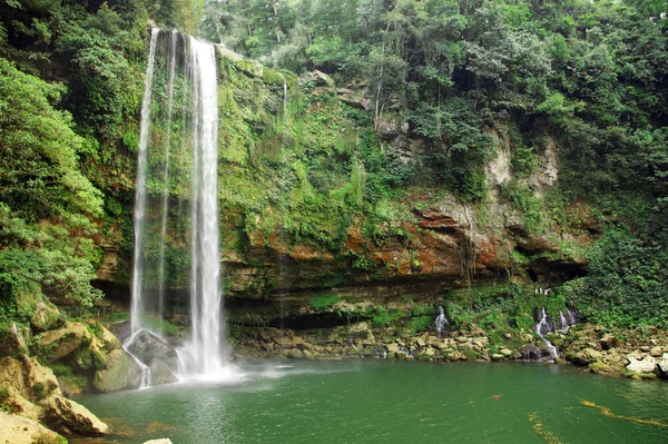 Cachoeira Misol-Ha, Chiapas, México — Fotografia de Stock