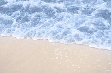 dalgalar deniz kum üzerinde