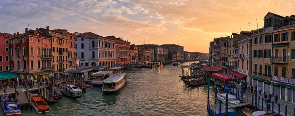 Grand Canal Hlavní Kanál Který Prochází Historickým Centrem Benátek Asi — Stock fotografie