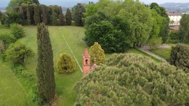 Drone Vista Dall Alto Della Chiesa Rossa Pomelascadrone Vista Filmato — Video Stock