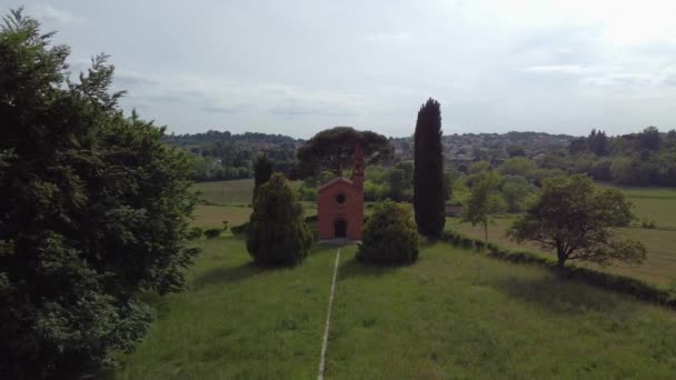 Drone Vista Dall Alto Della Chiesa Rossa Pomelascadrone Vista Filmato — Video Stock