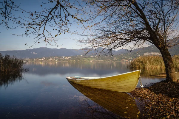 Yeşil tekne yaz için bekliyor
