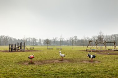 Boş park Bahçesi, açık oyun donanımları, kimse Park 