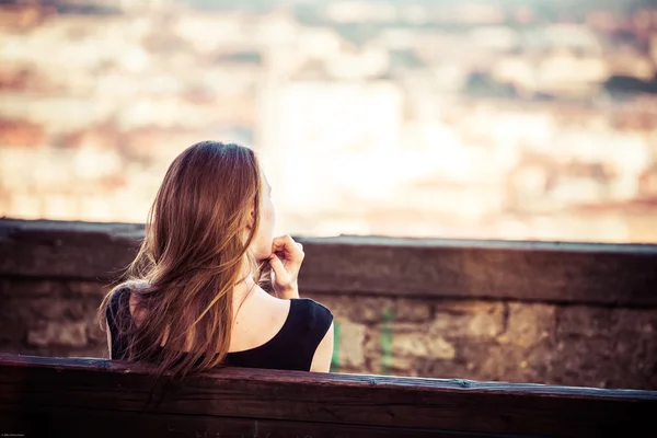 Mujeres reflexivas — Foto de Stock