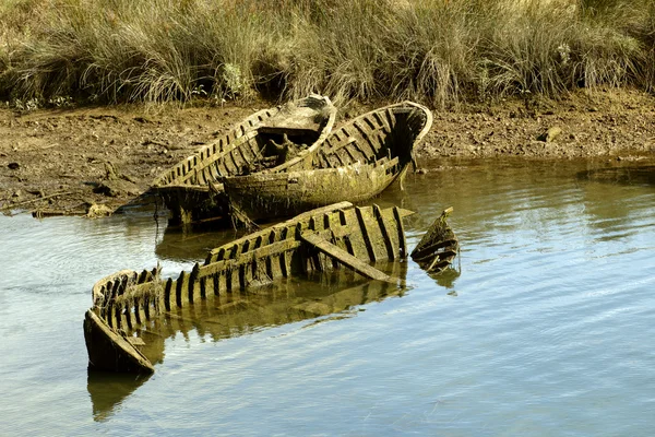 Boats destroyed — Stock Photo, Image