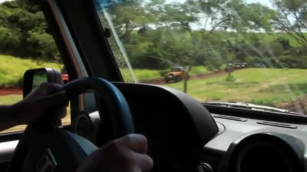 Trilha fora de estrada na natureza — Vídeo de Stock