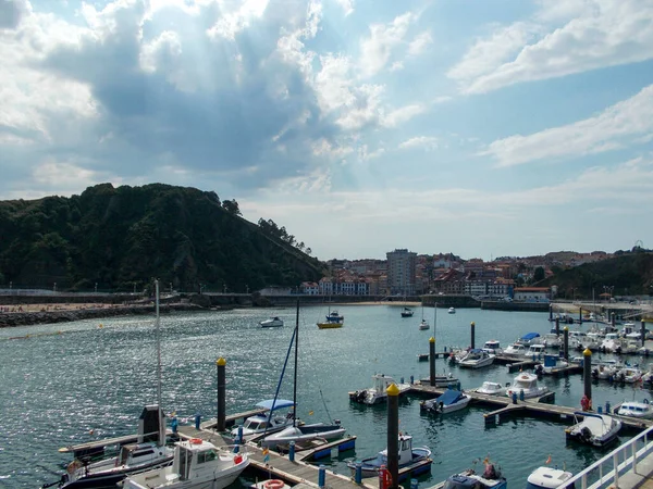 Costa Candas Dag Med Blå Himmel Och Några Moln Asturien — Stockfoto
