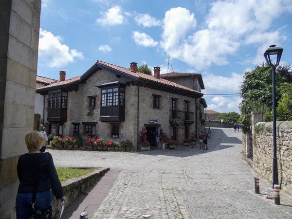 Santillana Del Mar Espagne Juin 2021 Village Pittoresque Médiéval Santillana — Photo