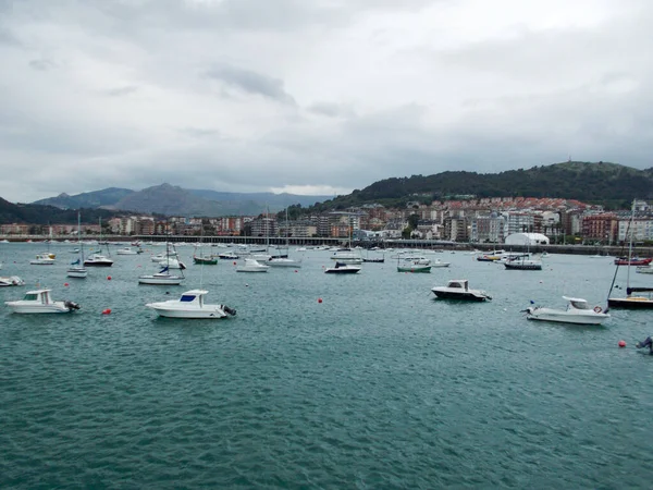 Castro Urdiales Spanje Juni 2021 Havenstad Castro Urdiales Golf Van — Stockfoto