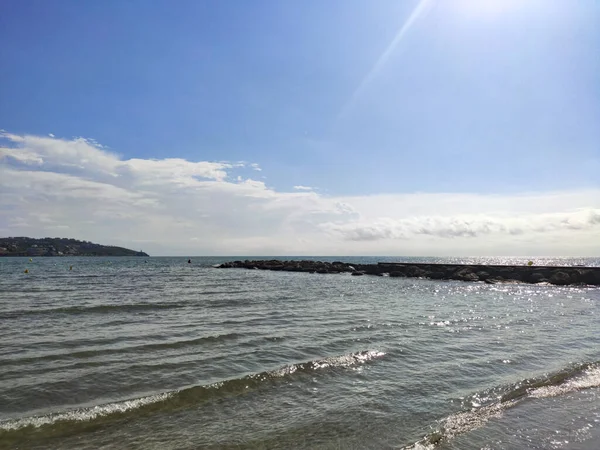 Plage Avec Des Eaux Cristallines Mer Méditerranée Côté Rivage Sable — Photo