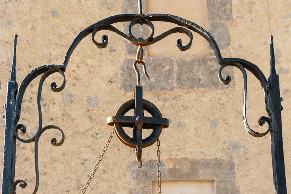 Close Structure Pulley Old Well Made Iron Island Mallorca Spain — Stock Photo, Image