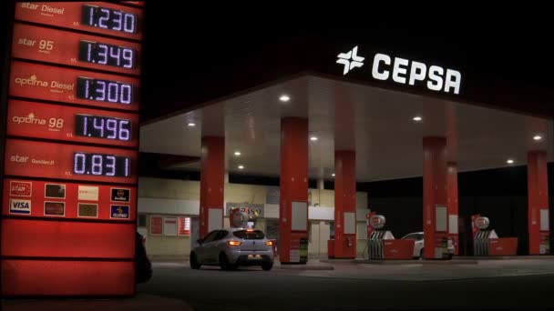 Campos Spanje Februari 2021 Nachtbeelden Van Een Tankstation Cepsa Tanken — Stockvideo