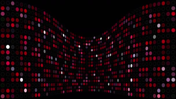 Piksele dyskotekowe w zakrzywionej ścianie. Zakrzywiona elastyczna ściana czerwonych kręgów połyskujących Perspektywa na scenie. — Wideo stockowe