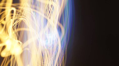 Light Bokeh Trail Soyut Doku, Fütürist için Uzun Maruziyet Sanat Arkaplanı, Kopya Uzayı ile Süslü Tasarım. Ekran Kipi Kullanımı için Hareket Bulanık, Odaklanmamış Fotoğraf Üstüste.