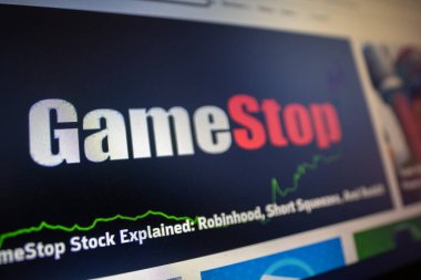 Cambridge UK Ocak 2021 GameStop oyun şirketinin logosu, Wall Street borsa simsarları ve büyük yatırımcıları zorlarken yükselen hisse senedi fiyatlarıyla ünlü