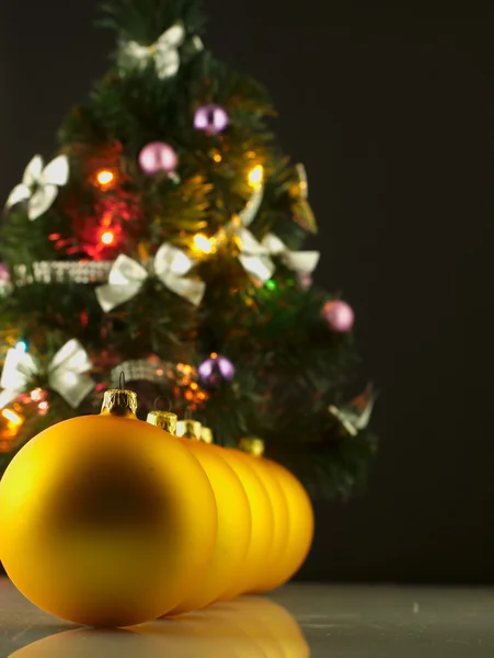 Big golden bauble Christmas Tree. — Stock Photo, Image