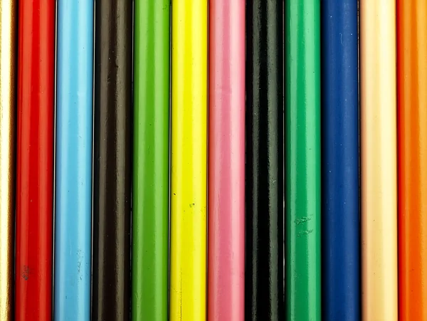 Lápices de colores de madera de cerca . — Foto de Stock
