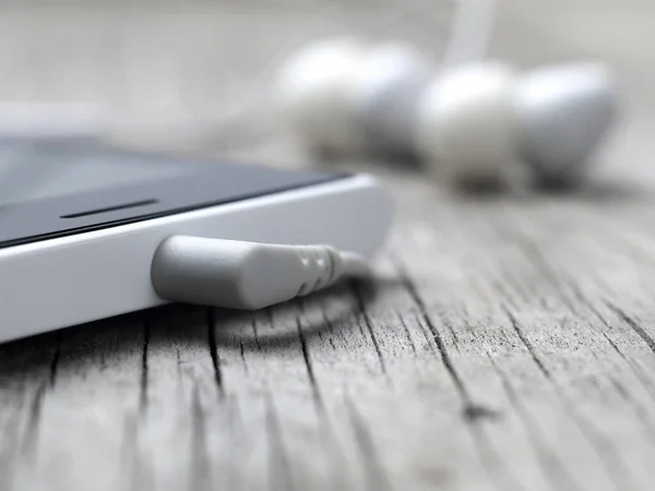 Nahaufnahme Des Kopfhörer Mini Klinkensteckers Smartphone Makro Geringe Schärfentiefe — Stockfoto