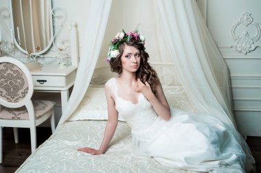 güzel esmer kıvırcık gelin