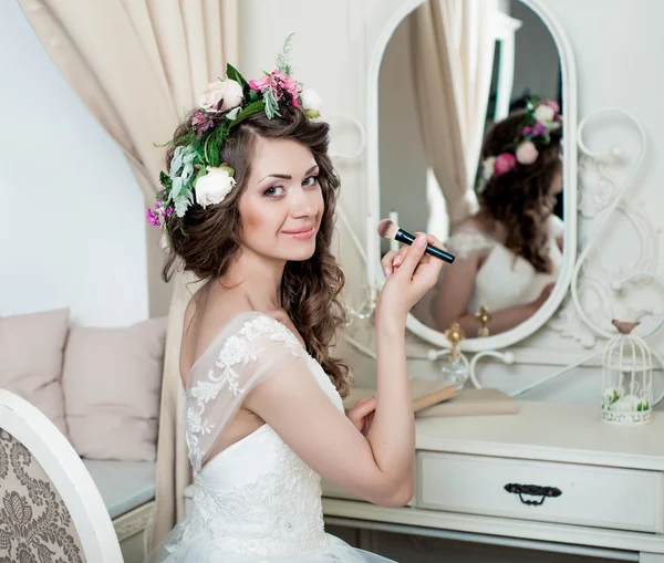 Beautiful  brunette bride portrait wedding style — Stock Photo, Image