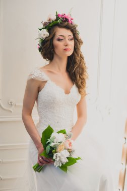 Güzel gelin esmer makyaj ile