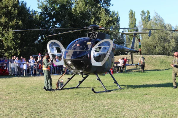 Helicóptero militar NH 500-e — Foto de Stock