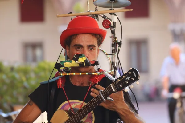 Sanatçılar sokakta gerçekleştirmek