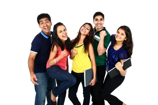 Feliz retrato sonriente de un grupo de jóvenes asiáticos mirando a la cámara, sonriendo y celebrando. Aislado sobre fondo blanco . —  Fotos de Stock