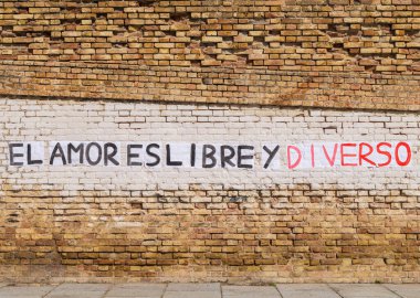 Lezbiyen, gey, transseksüel, biseksüel ve interseksüel topluluğu (LGBT, GLBT veya LGTBI topluluğu) desteklemek için aşkın ücretsiz ve çeşitli olduğunu söyleyen ifade. Saygı ve hoşgörüyü destekleyen görüntü.