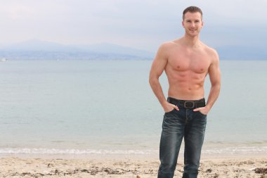 Yaz - sarışın yakışıklı 