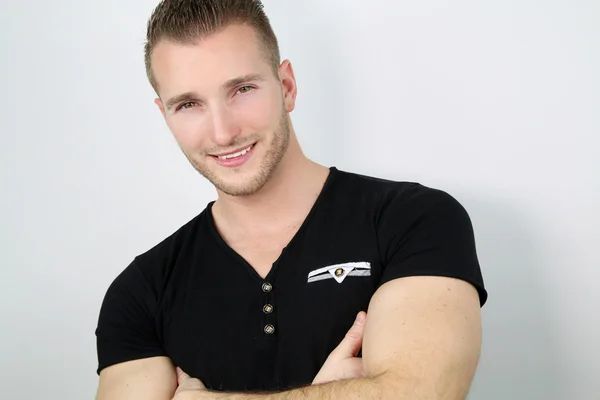 Beau blond souriant homme — Photo