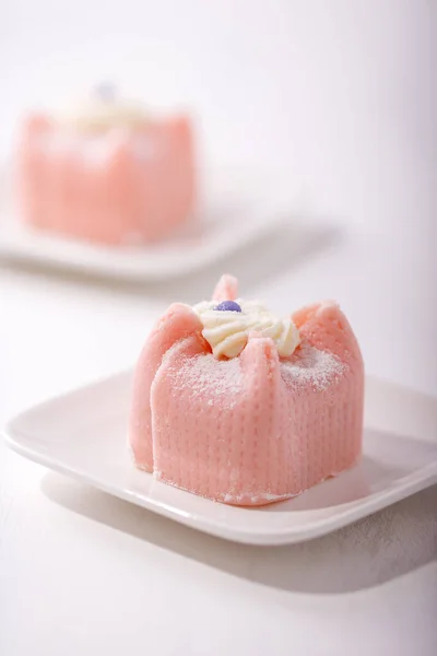 Pink Petit Fours White Saucers Close — Stock Photo, Image