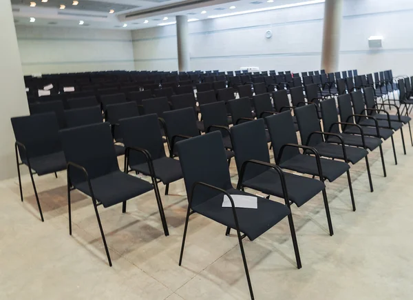 konferans odası sandalye ile