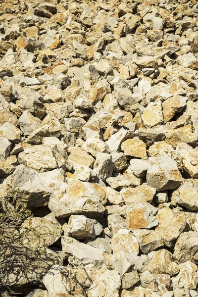 unprocessed marble in the form of small stones